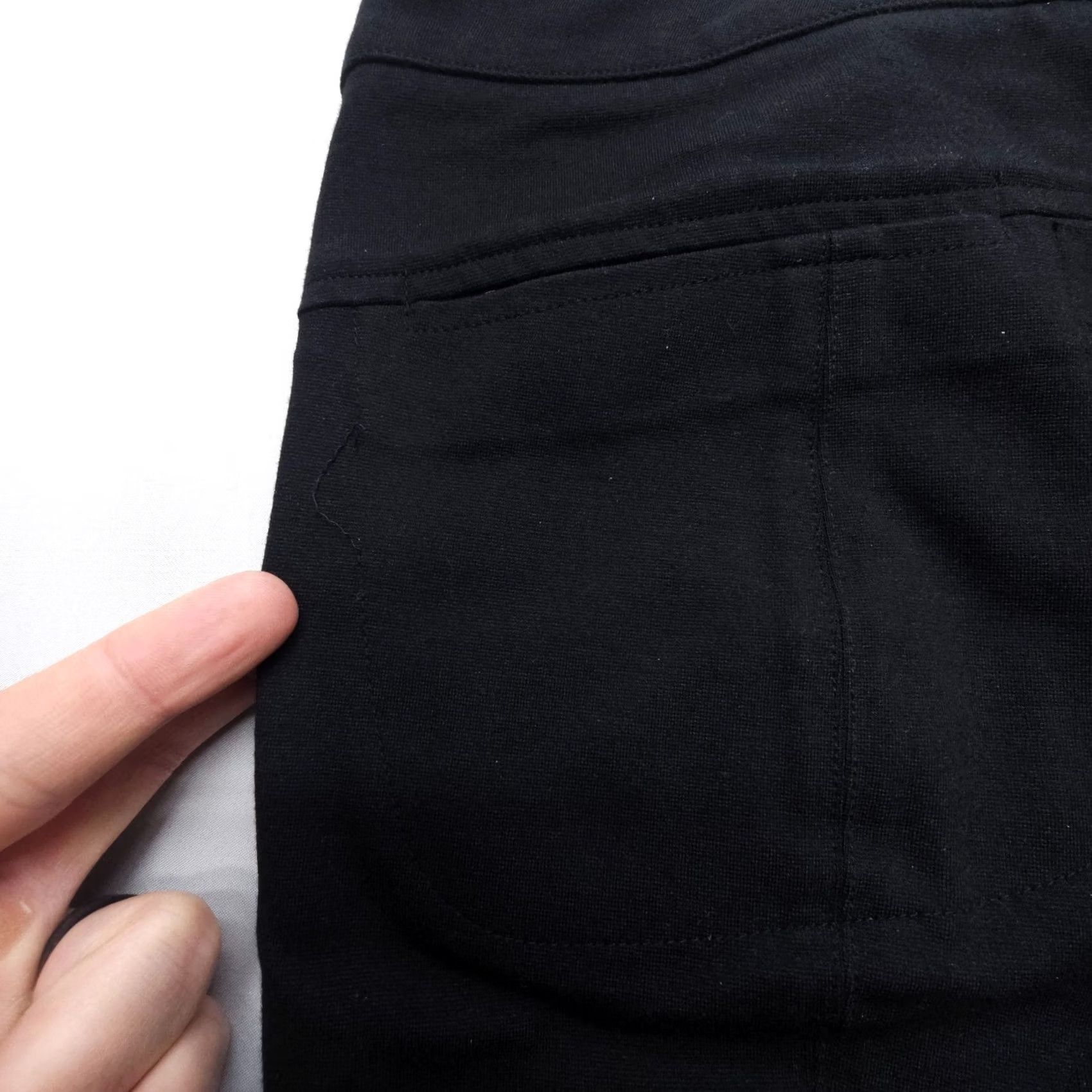 Vince Vince Skinny Ponte Pants Size 6 Black Career Slim Stretch Office Work Pants Dress Womens Skinny Black 6 Vince Size 28" / US 6 / IT 42 - 5 Thumbnail