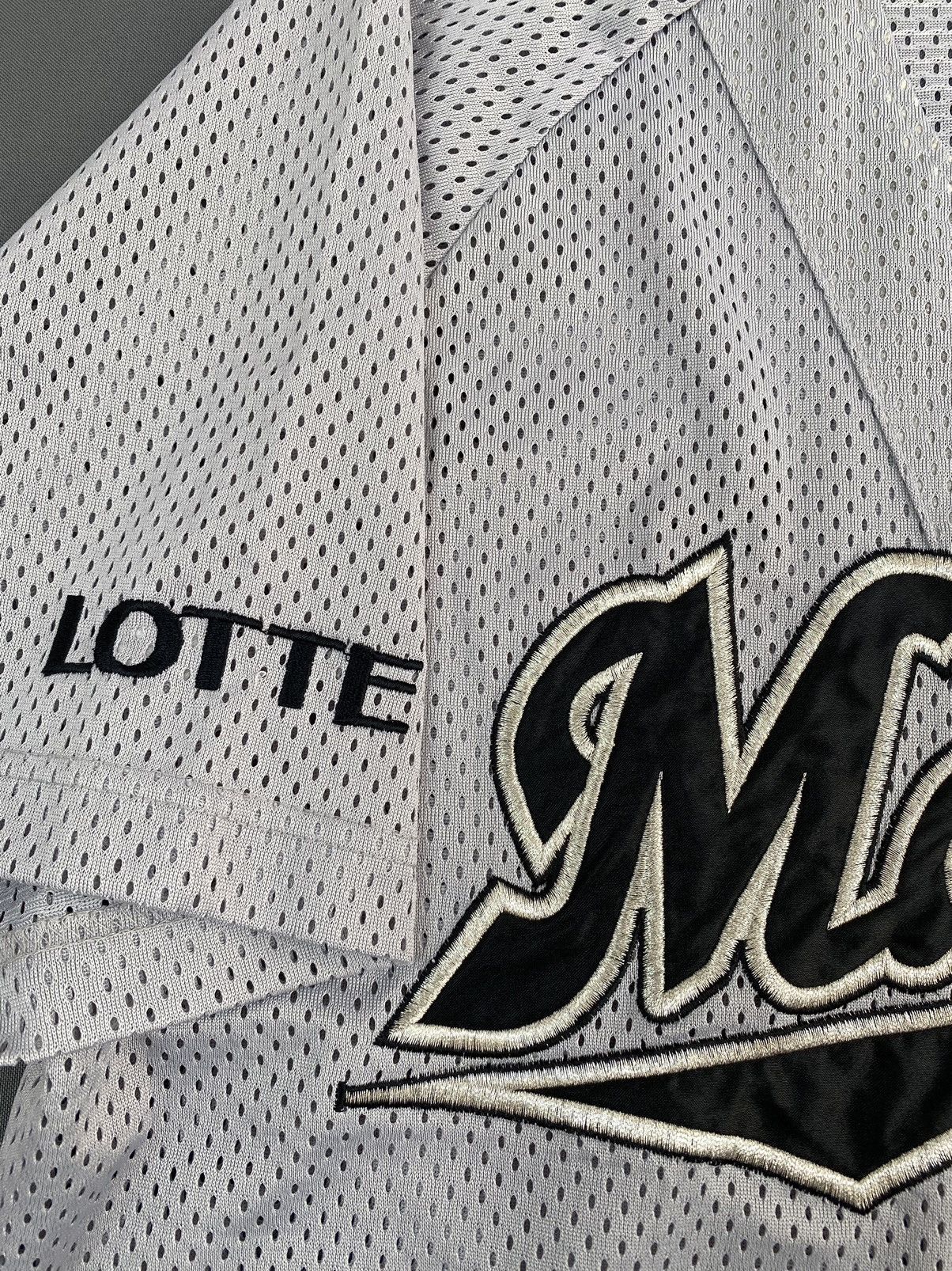 Japanese Brand 2000’s Vintage Chiba Lotte Marines NPB Team Jersey Size US L / EU 52-54 / 3 - 5 Thumbnail