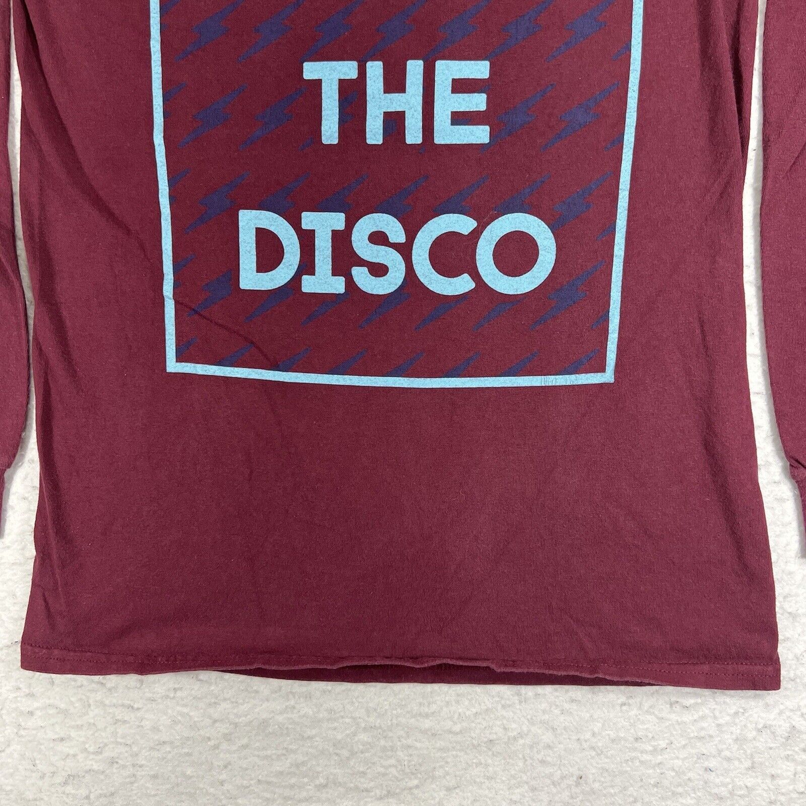 Gildan Panic! At The Disco Small Maroon Long Sleeve Graphic T Shirt Size US S / EU 44-46 / 1 - 10 Thumbnail