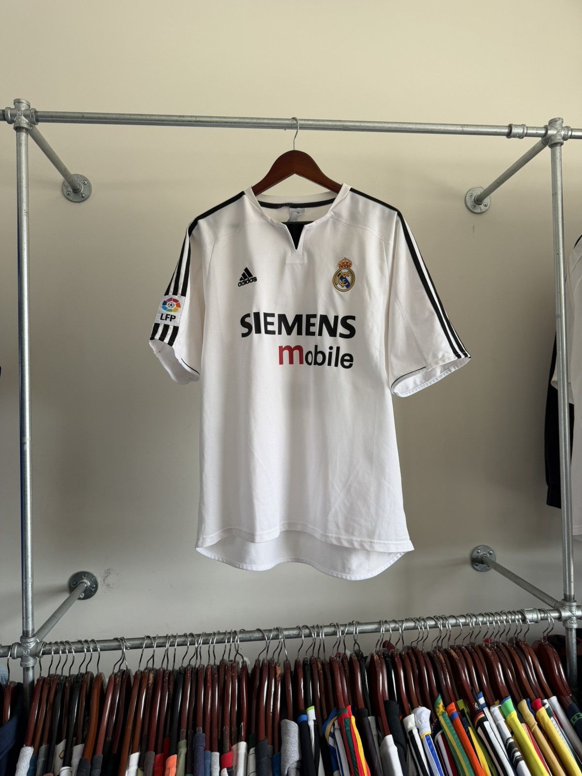Adidas Real Madrid 2003-04 David Beckham Local Size US XL / EU 56 / 4 - 2 Thumbnail