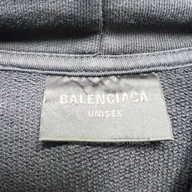 Balenciaga Balenciaga Hawaii Palm Tree Iron Tower Hand-Painted Letter Size US M / EU 48-50 / 2 - 3 Thumbnail