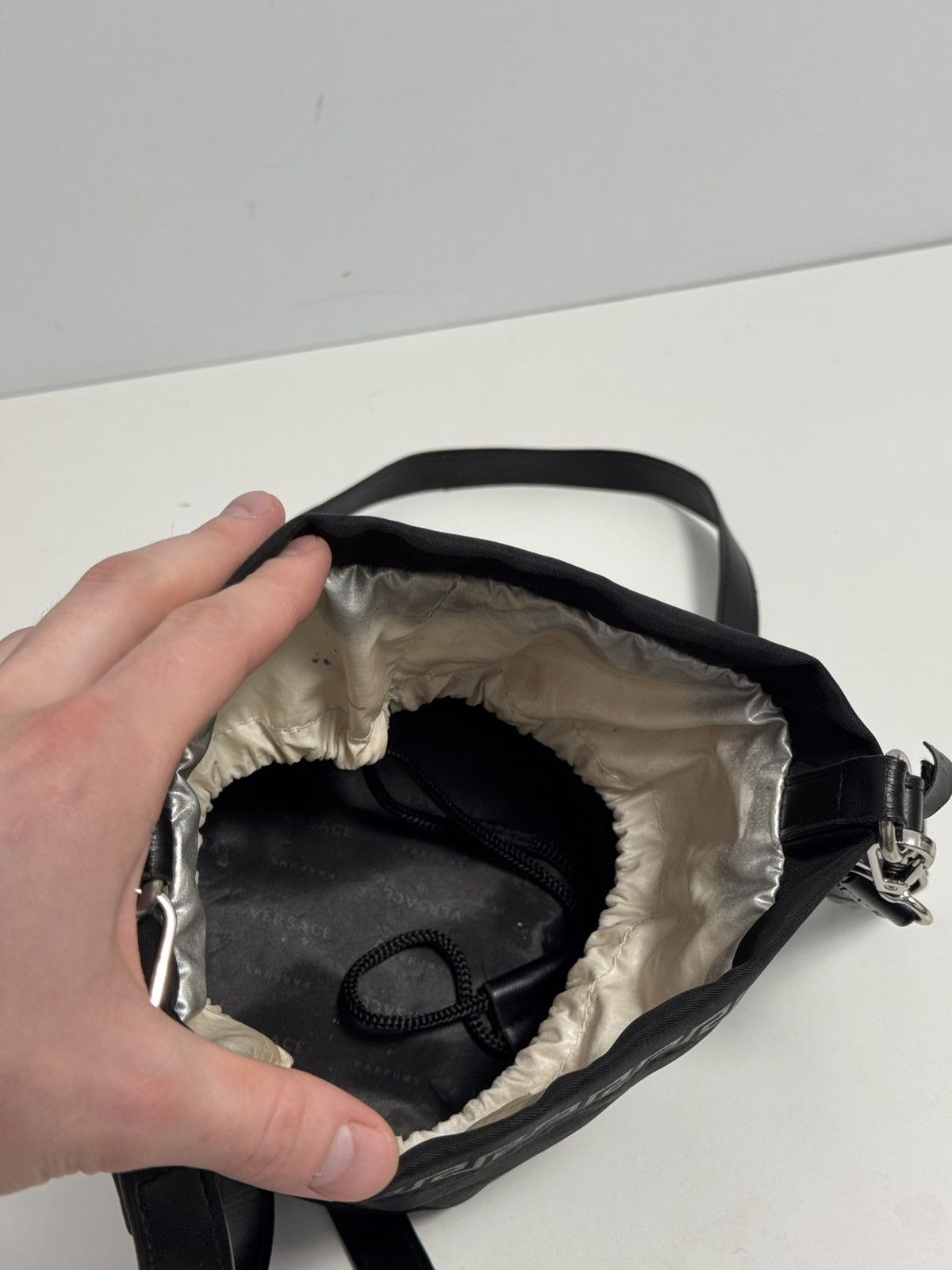 Versace Versace Parfums Black Carry Handbag Totebag And Sports Bag Size ONE SIZE - 11 Thumbnail