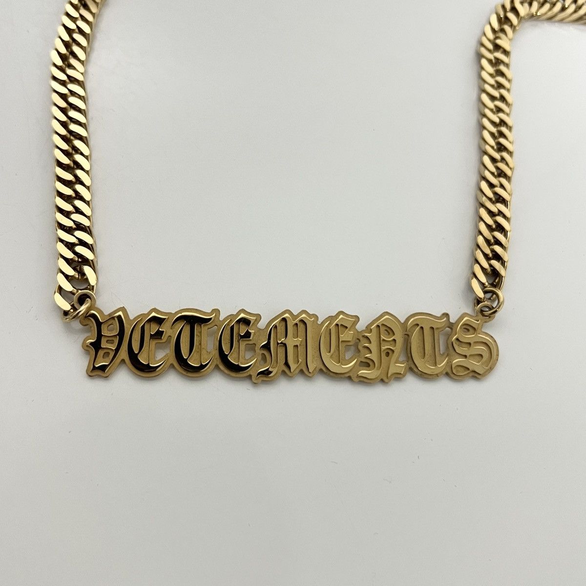 Vetements Vetements Gold Gothic Logo Necklace | Grailed