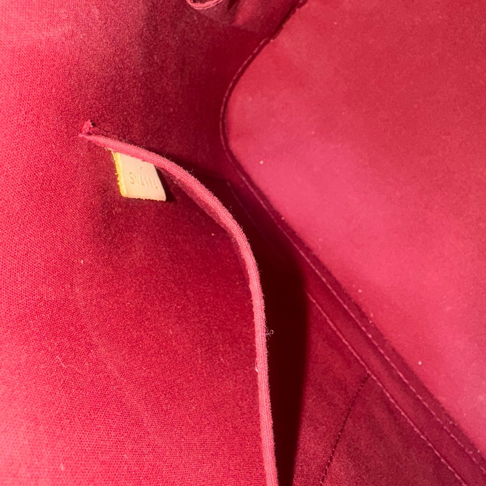 Louis Vuitton Authentic Louis Vuitton Alma Handbag Monogram Vernis SN4114 Size ONE SIZE - 21 Thumbnail