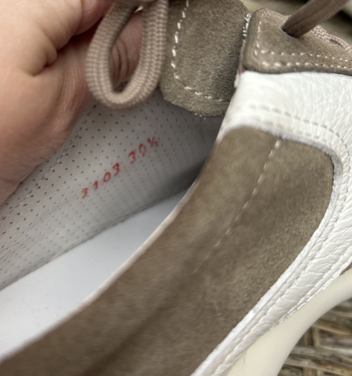 Prada × Vintage Vintage Prada Sport Two Tone Low-Top Beige Trainers 39.5 Size US 6 / EU 39 - 7 Thumbnail