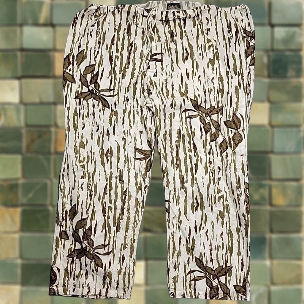 Vintage VINTAGE Cabelas Hunting Pants XL/3X White Camo Tree Bark Camouflage Made In The USA Men Size US 36 / EU 52 - 1 Thumbnail