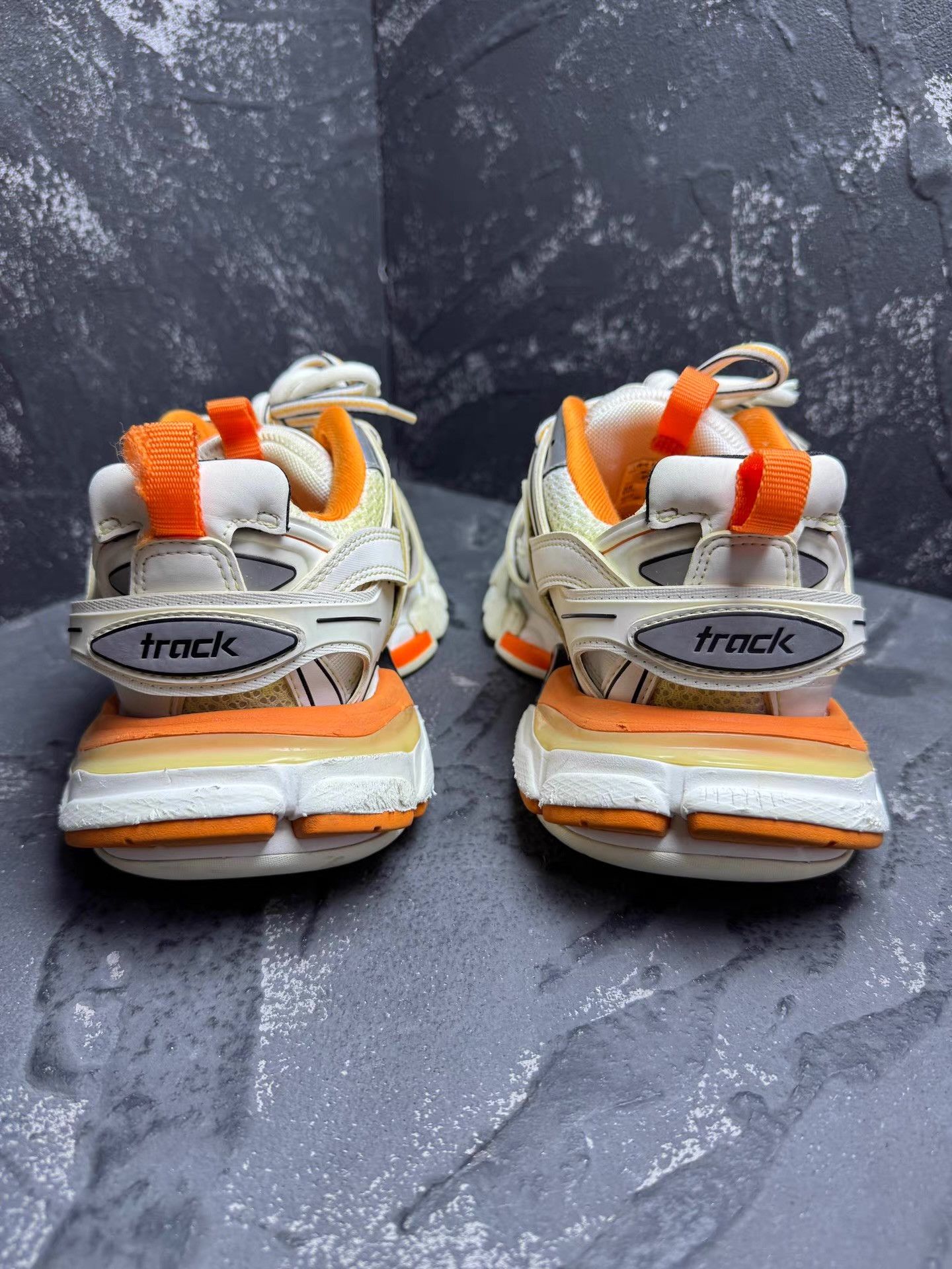 Balenciaga Balenciaga Track White & Orange Q10 Size US 5 / EU 37 - 6 Thumbnail