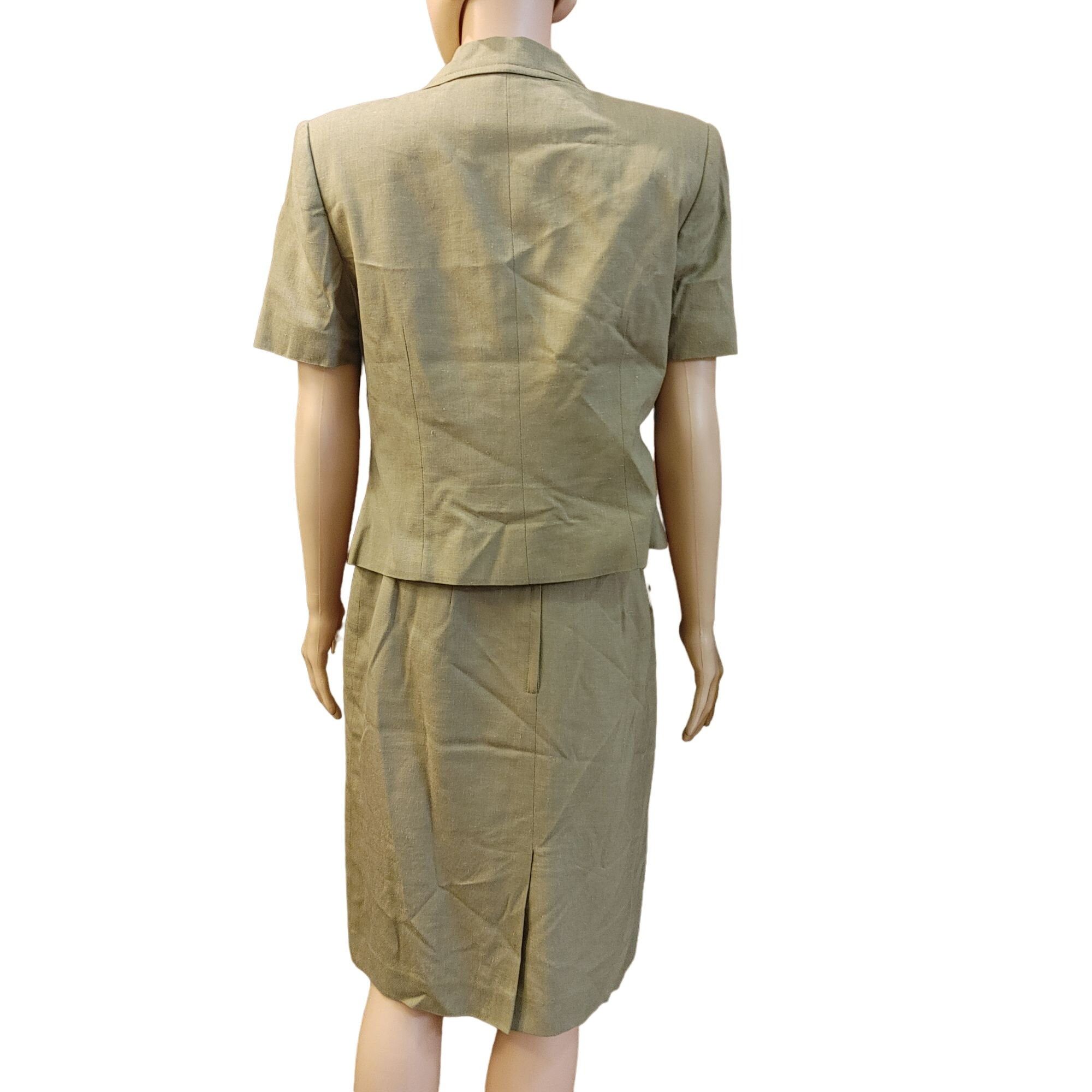 Kasper Kasper Women's Petite Beige 2pc Short Sleeve Button Top + A Size L / US 10 / IT 46 - 2 Thumbnail