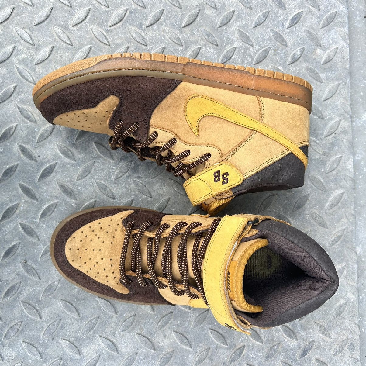 Nike Nike SB Dunk Mid Wheat Bronze 2006 Size US 8.5 / EU 41-42 - 3 Thumbnail