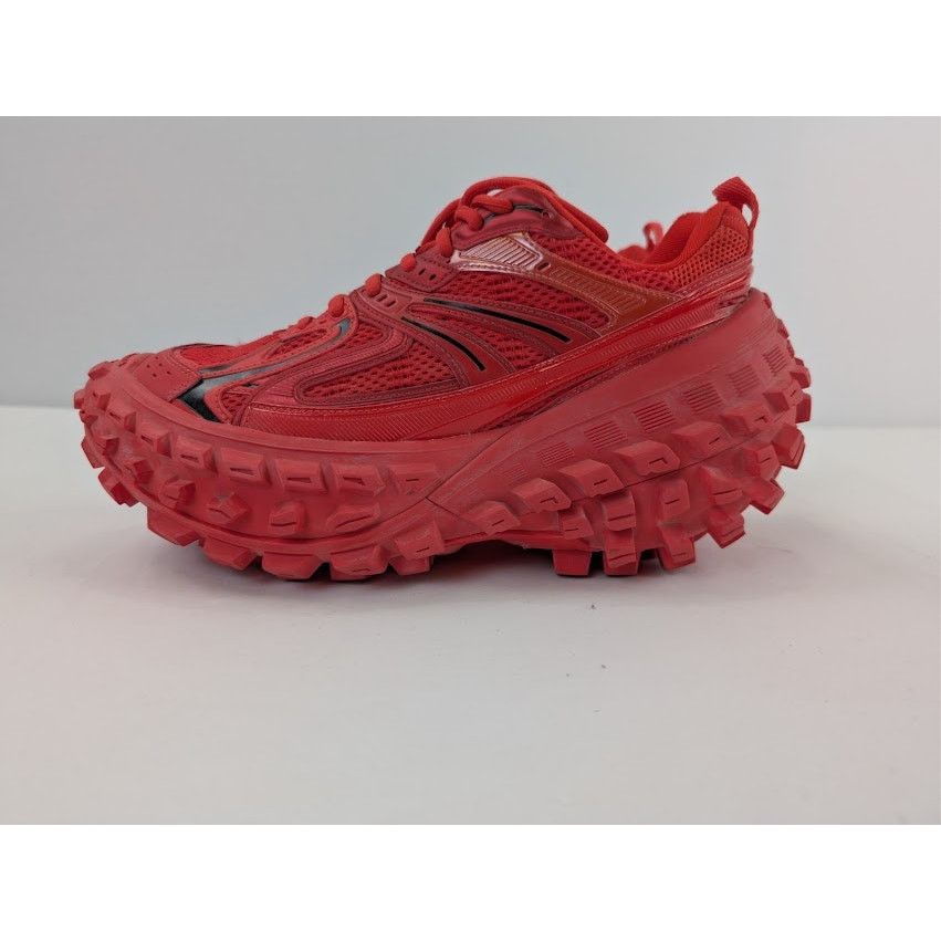 Balenciaga o1rshd1 Bouncer / Defender Sneaker in Red / Black Size US 8 / EU 41 - 10 Thumbnail