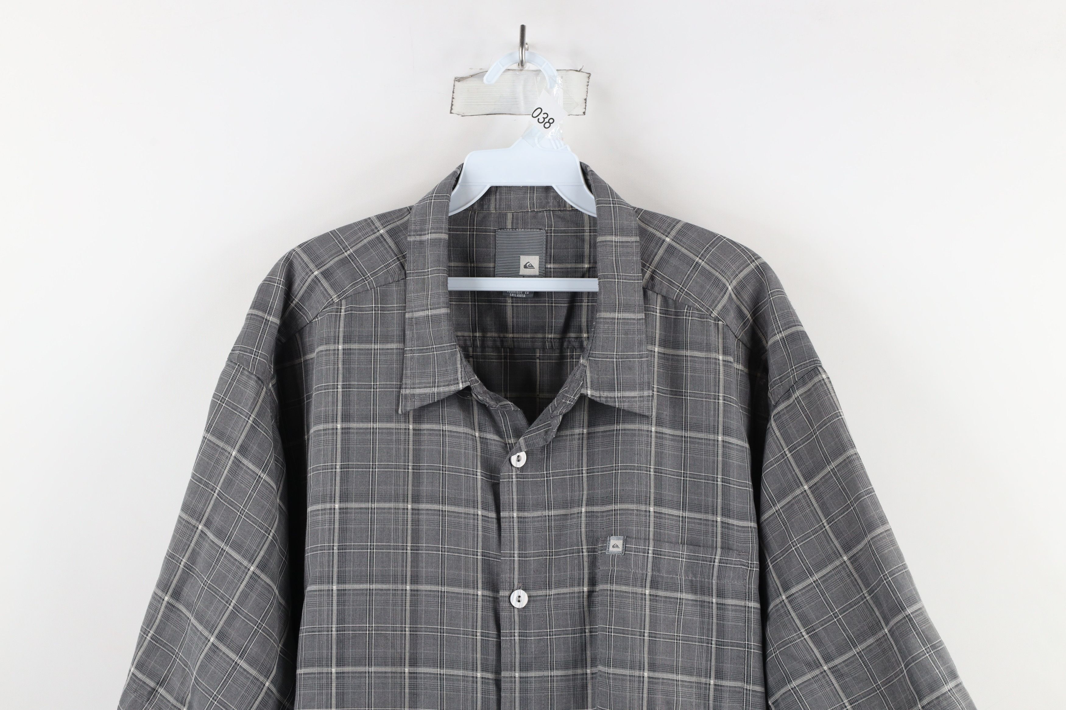 Quiksilver × Vintage Vintage 90s Quiksilver Short Sleeve Collared Button Shirt Size US XL / EU 56 / 4 - 2 Thumbnail