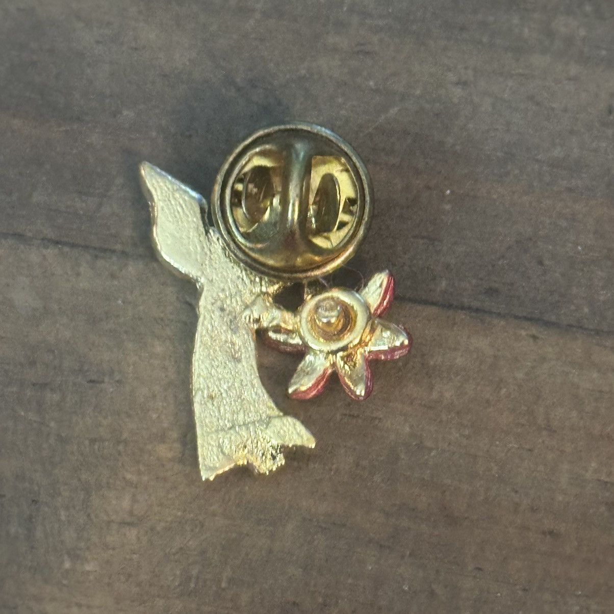 Vintage Vintage gold tone angel and poinsettia tac pin Size ONE SIZE - 3 Thumbnail