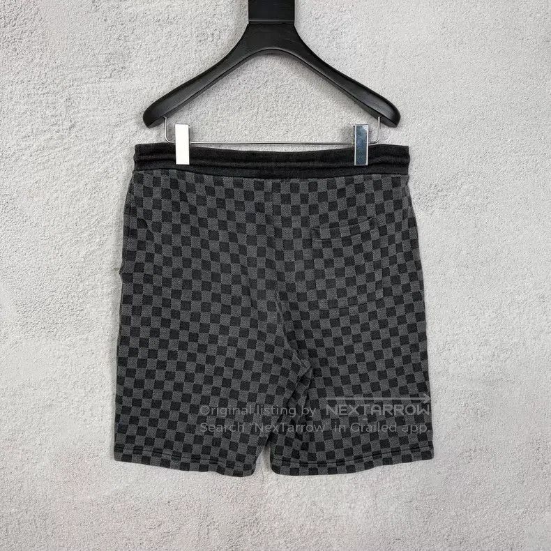 Louis Vuitton Louis Vuitton size l Black and grey checkerboard shorts Size US 30 / EU 46 - 2 Thumbnail
