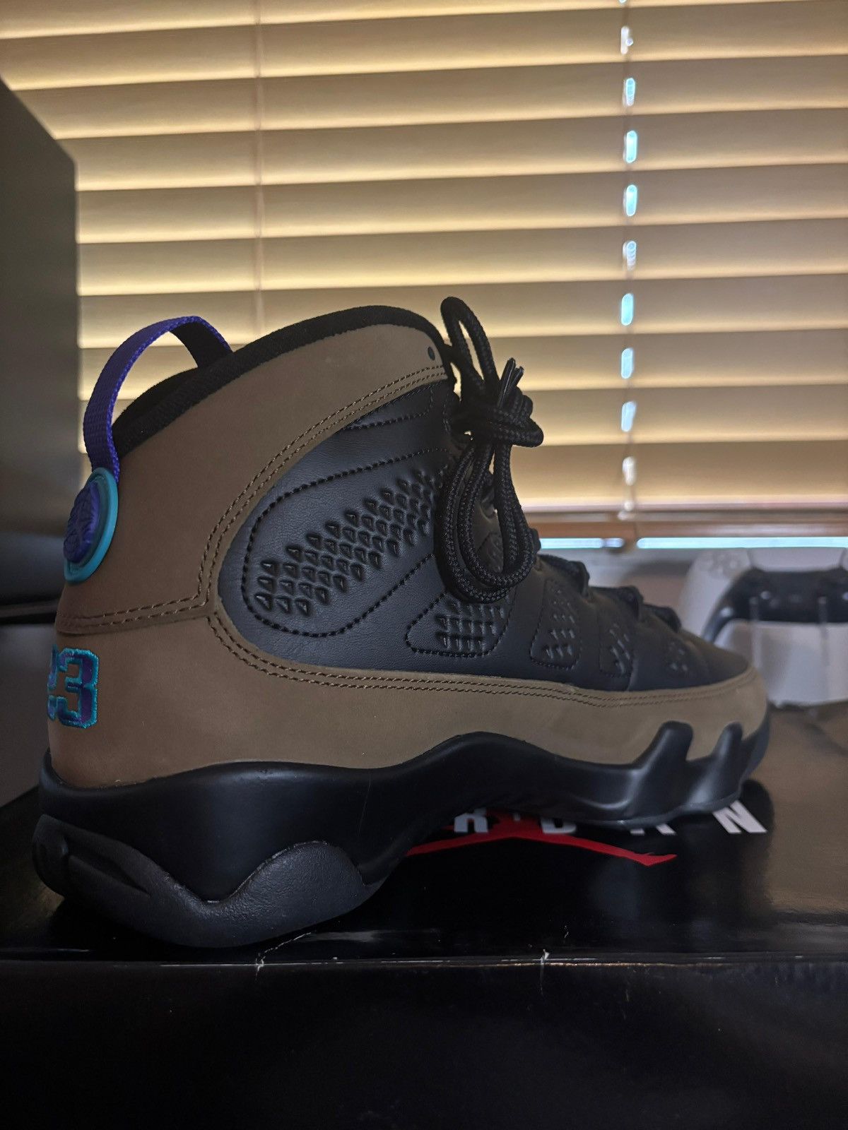 Jordan Brand Nike Air Jordan 9 Retro 'Olive Concord' Size US 11 / EU 44 - 5 Thumbnail