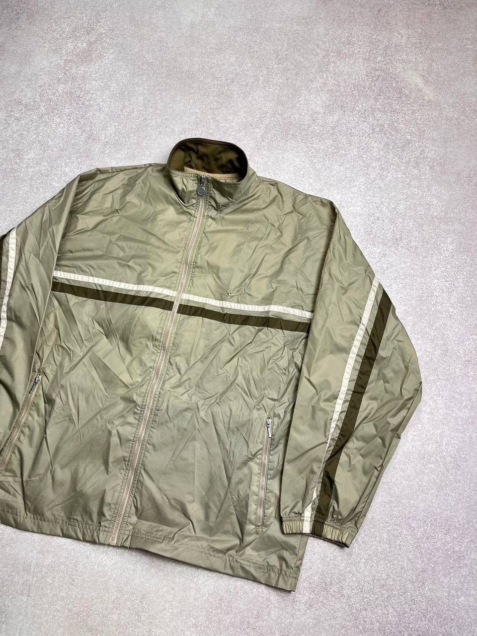 Nike × Vintage Vintage Nike Swoosh Boxy Olympic Nylon Jacket L Size US L / EU 52-54 / 3 - 2 Thumbnail