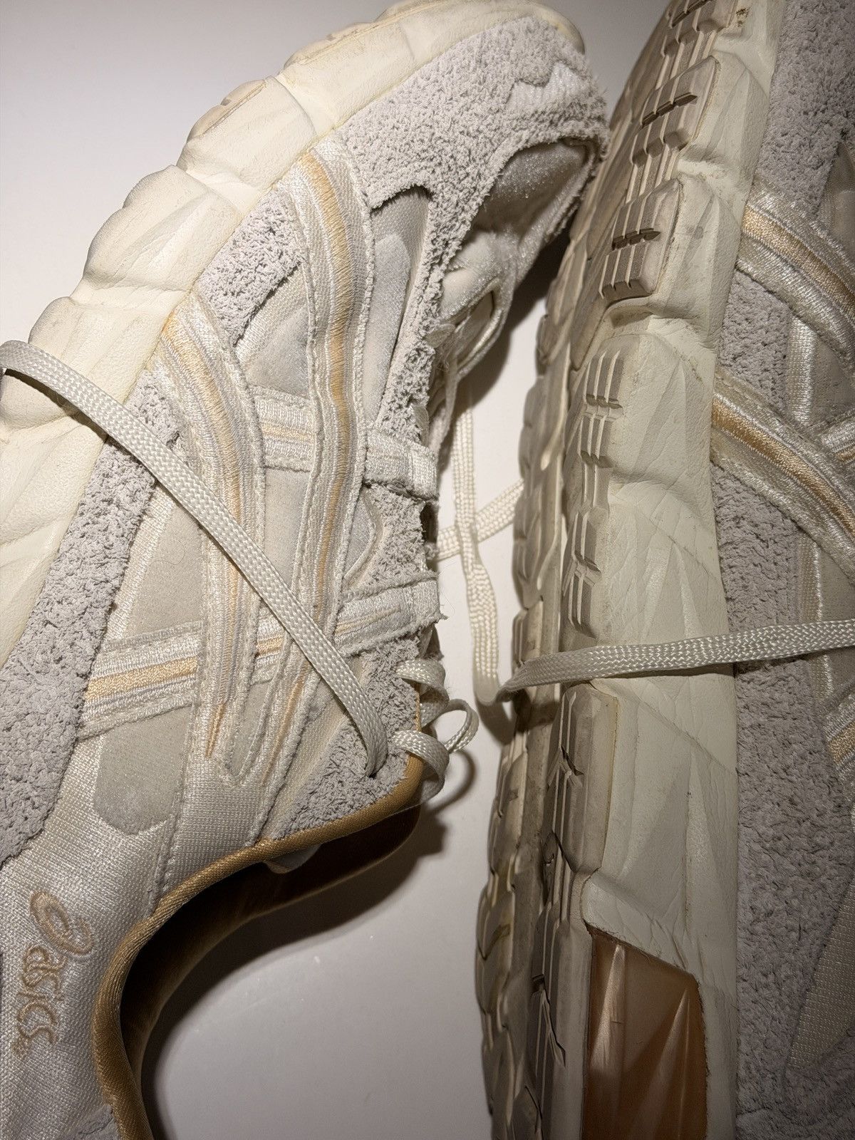 Asics ASICS fluffy sneakers Size US 10.5 / EU 43-44 - 8 Thumbnail