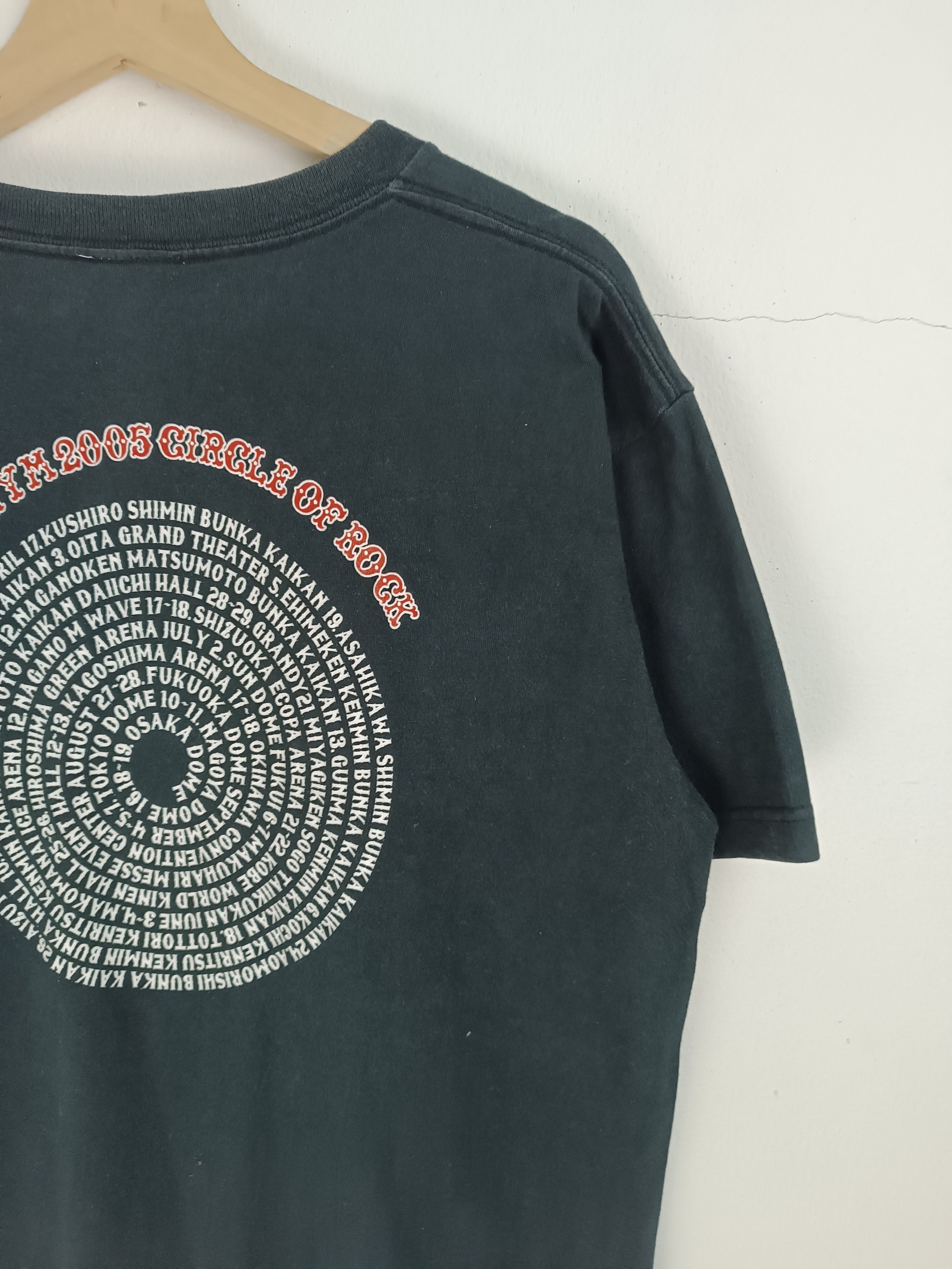 Band Tees VINTAGE '05 B'z LIVE-GYM 2005 "CIRCLE OF ROCK" VERY RARE TEE Size US L / EU 52-54 / 3 - 12 Thumbnail