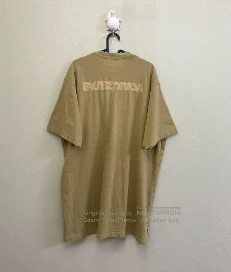 Balenciaga Balenciaga Brown Reversed Logo Short Sleeve. Size US S / EU 44-46 / 1 - 4 Thumbnail
