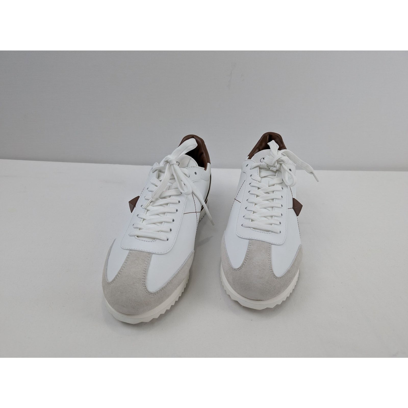 Valentino o1rshd1 Stud-around Sneakers in Leather in White Size US 11 / EU 44 - 7 Thumbnail