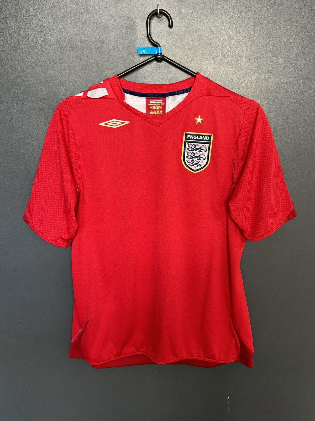 Umbro England National Team 06/08 Away Football Jersey T-Shirt Size M / US 6-8 / IT 42-44 - 1 Thumbnail
