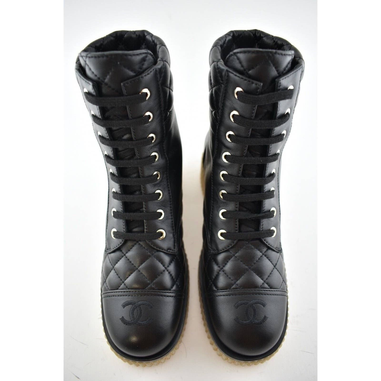Chanel Chanel 20B Black Quilted CC Platform Combat Lace Up Ankle Size US 7.5 / IT 37.5 - 6 Thumbnail