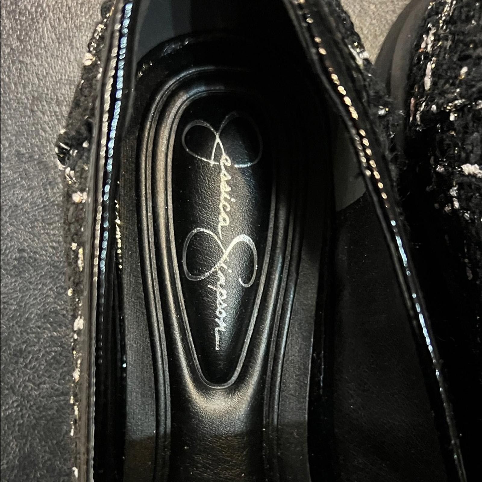 Other Women’s Black and White Loafers Size US 5 / EU 37 - 3 Thumbnail
