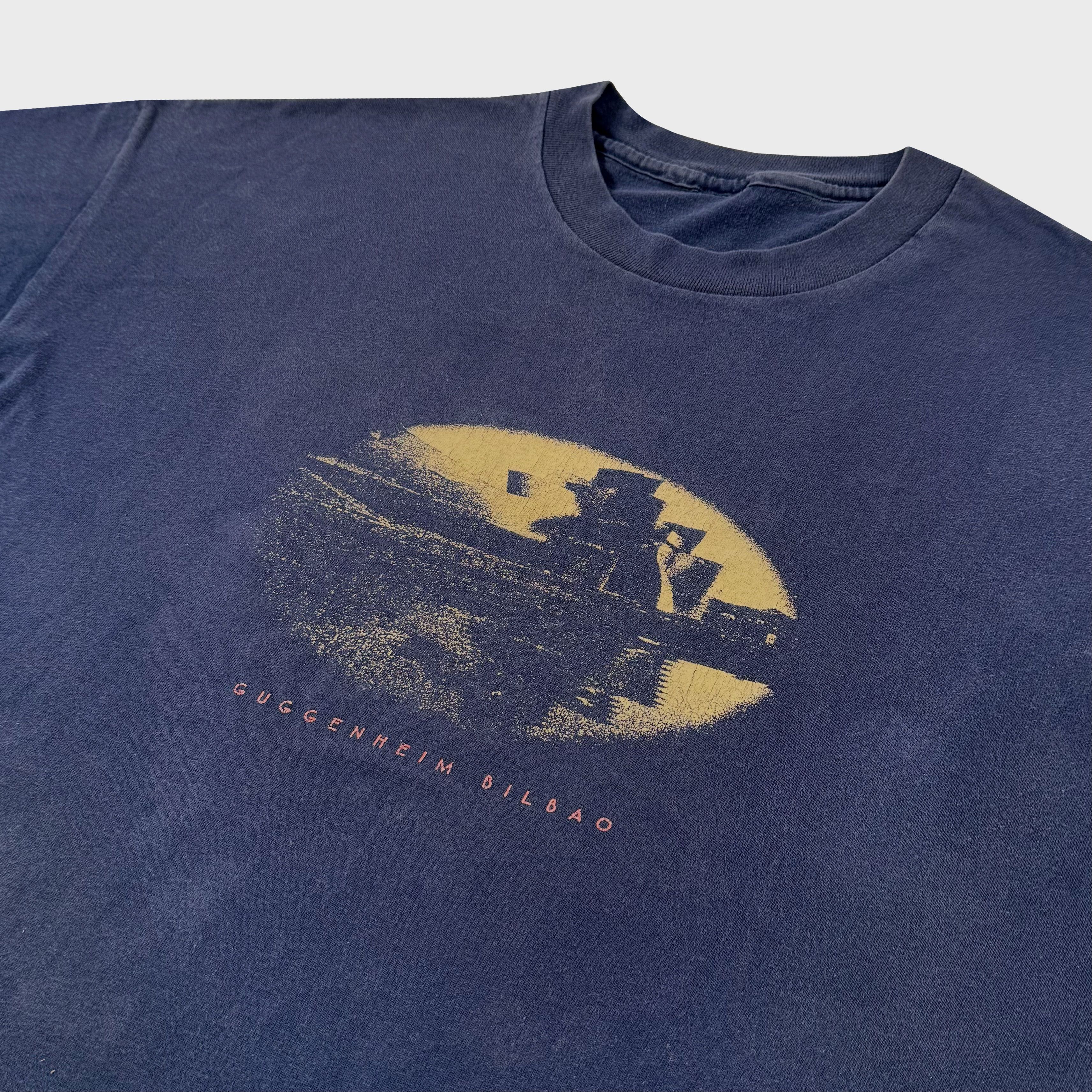 Vintage Guggenheim Museum Bilbao Architecture T-Shirt Size US M / EU 48-50 / 2 - 2 Thumbnail