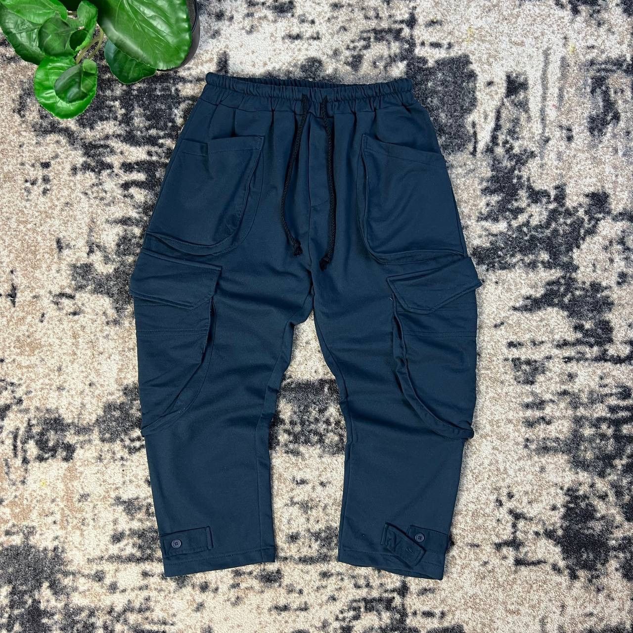 20471120 Japanese Y2K Multipocket Cargo Baggy Sweatpants Size US 34 / EU 50 - 1 Thumbnail