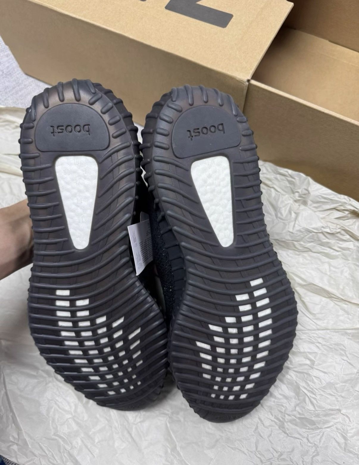 Adidas Adidas Yeezy 350 V2 Black Green BY9611 K37 Size US 9.5 / EU 42-43 - 4 Thumbnail