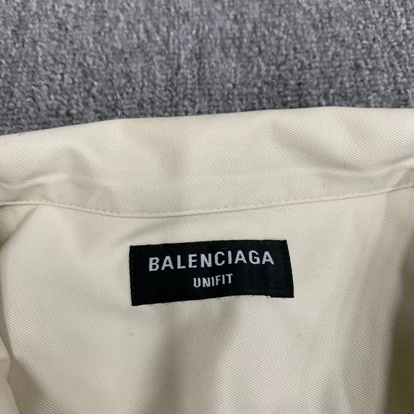 Balenciaga Balenciaga White Logo Short Sleeve Shirt 3 98 New Size US L / EU 52-54 / 3 - 4 Thumbnail