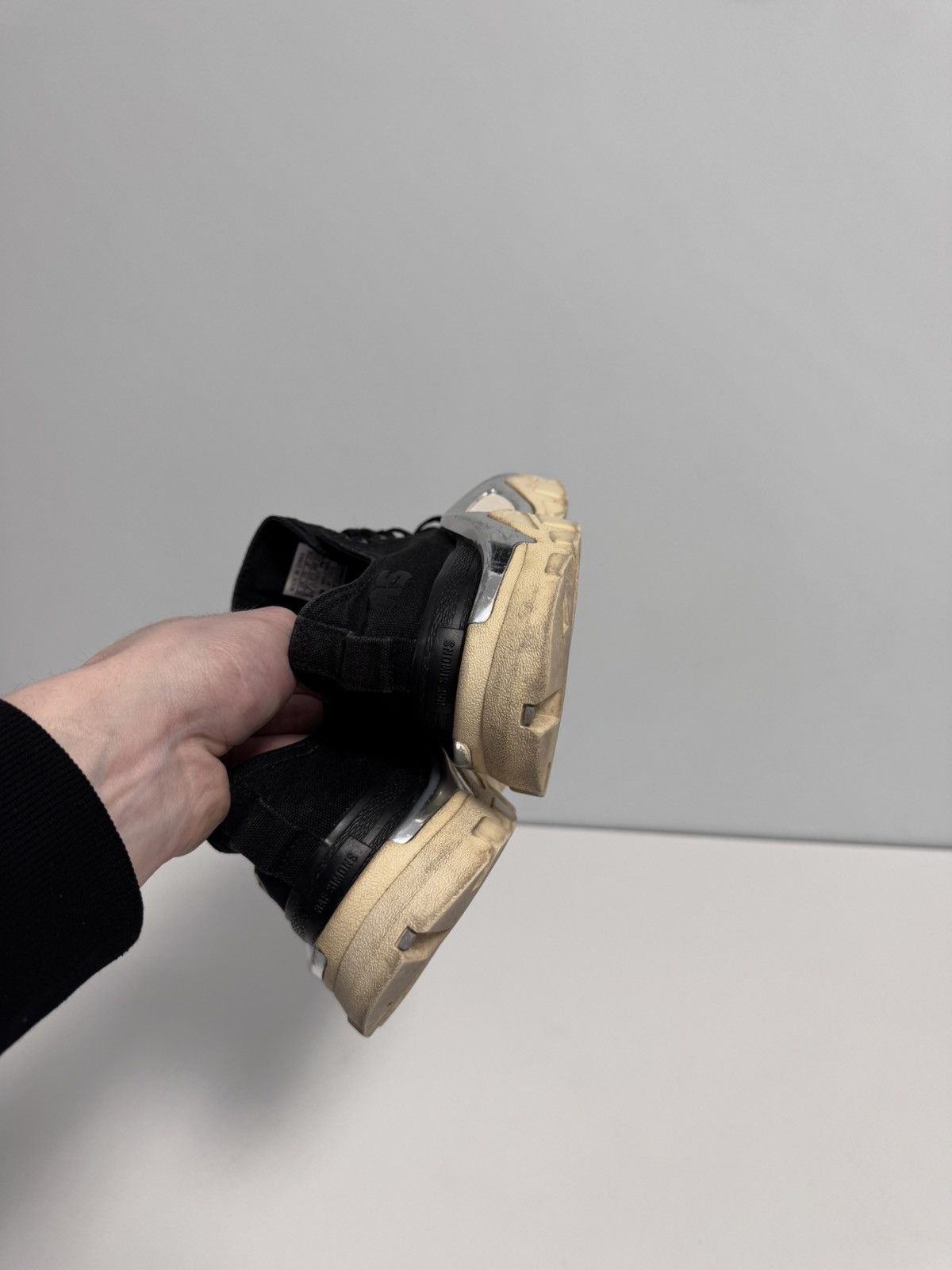 Adidas × Raf Simons Adidas X Raf Simons Rare Black Detroit Runner Low Top Size US 8 / EU 41 - 24 Thumbnail