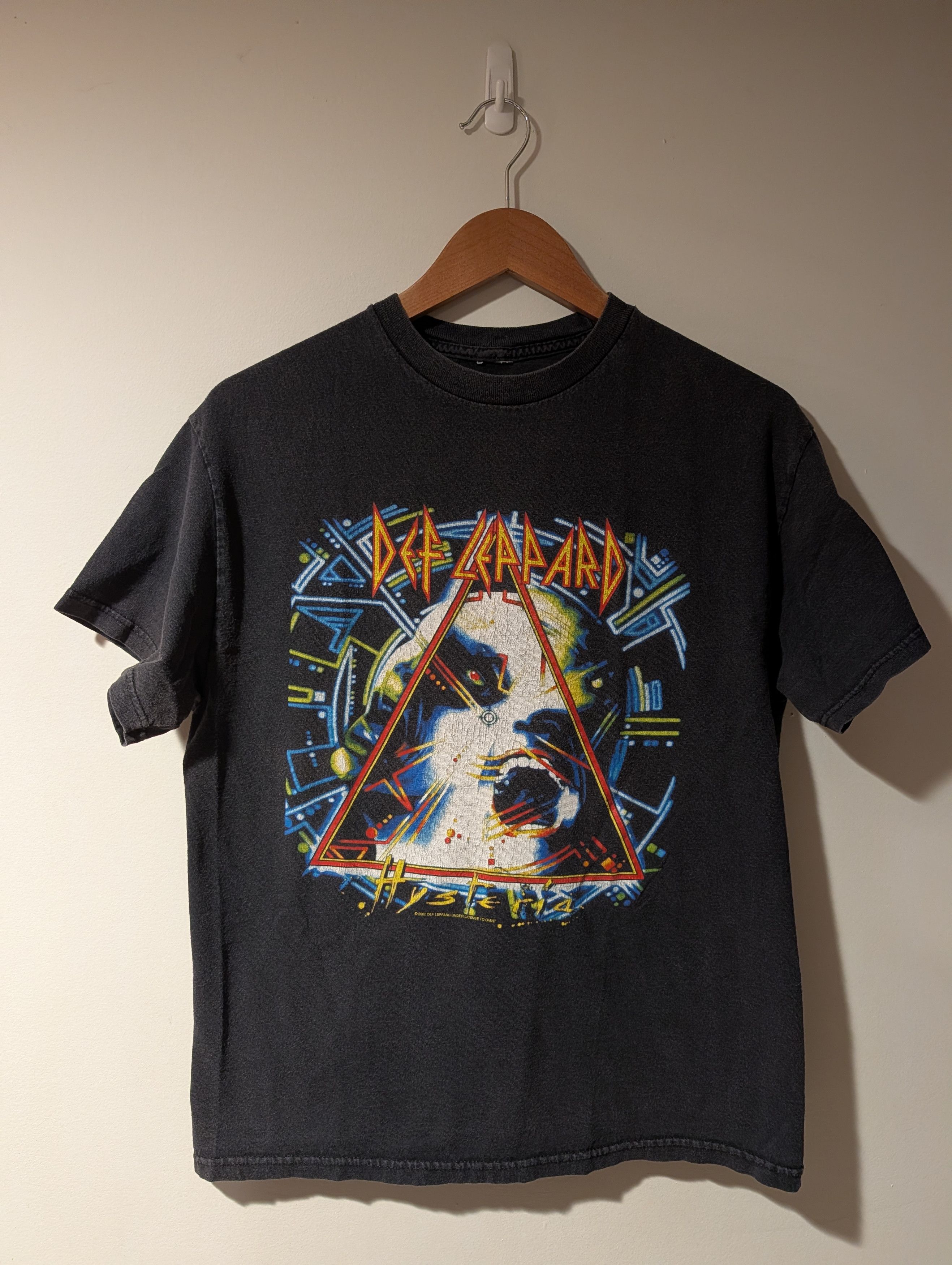 Band Tees Def Leppard Hysteria 2002 Licensed Album Art Graphic T-Shirt Size US M / EU 48-50 / 2 - 1 Thumbnail