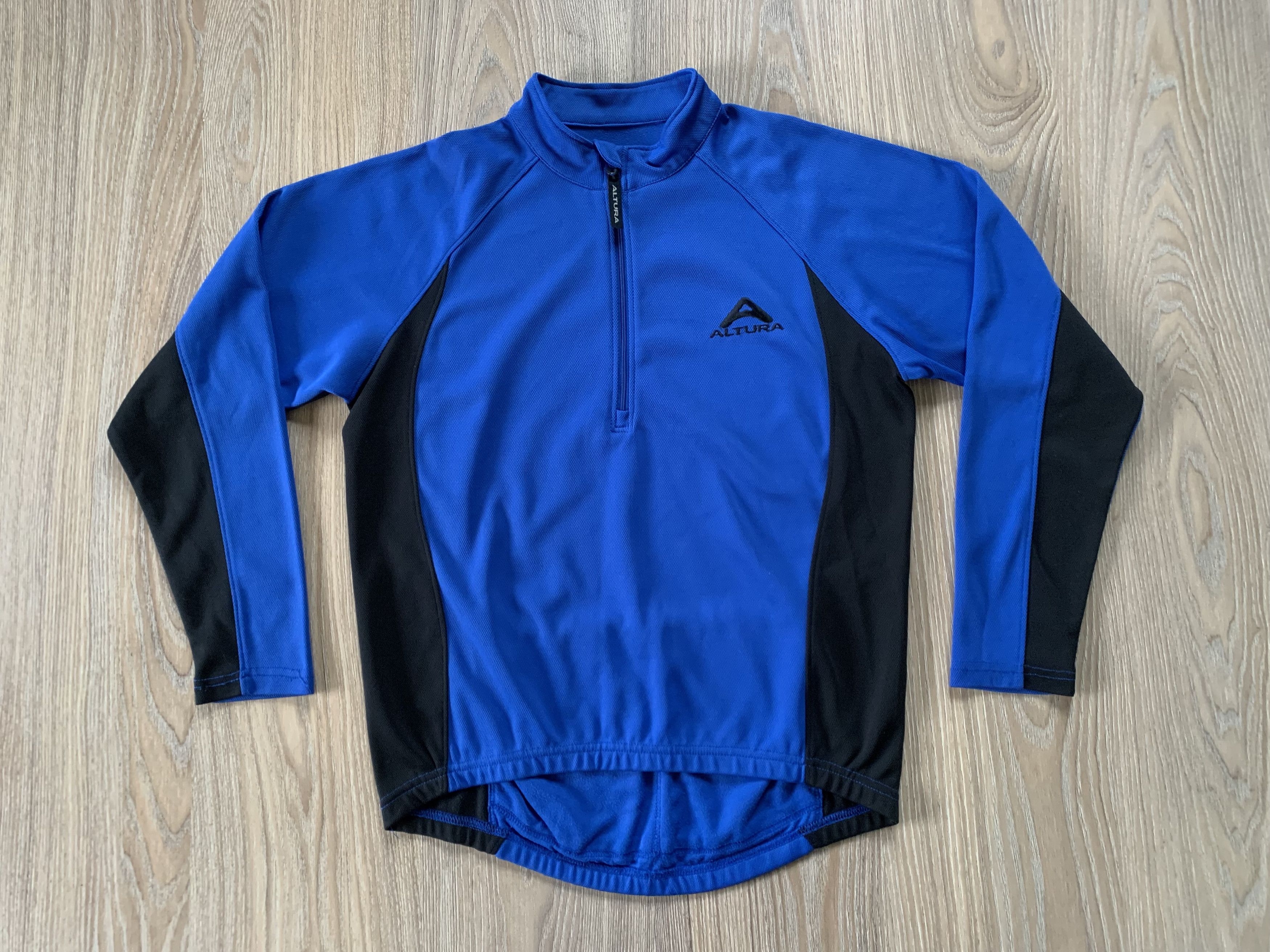 Sports Specialties Altura Micro Fleece Warm Long Sleeve Cycling Jersey Size US S / EU 44-46 / 1 - 2 Thumbnail