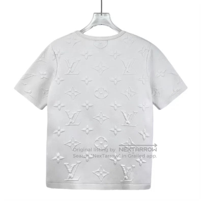 Louis Vuitton Louis Vuitton White logo embossed full-print cotton crew n Size US XS / EU 42 / 0 - 2 Thumbnail
