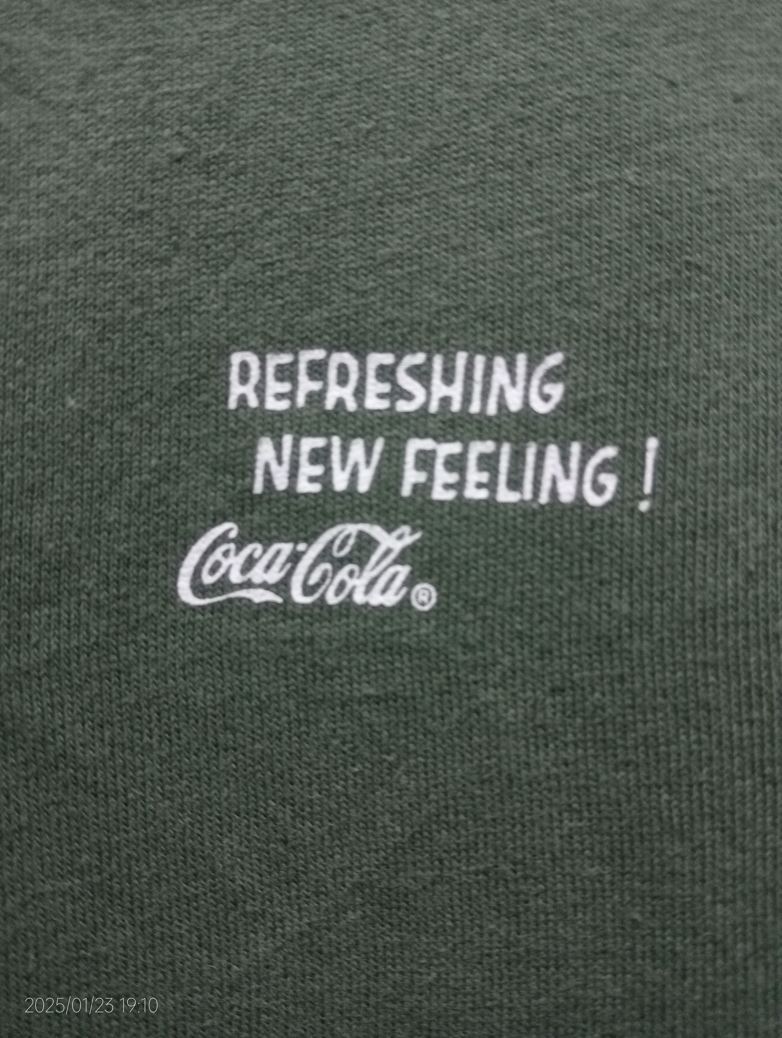 Coca Cola Coca-Cola X GU Tee Very Rare Size US XXL / EU 58 / 5 - 8 Thumbnail
