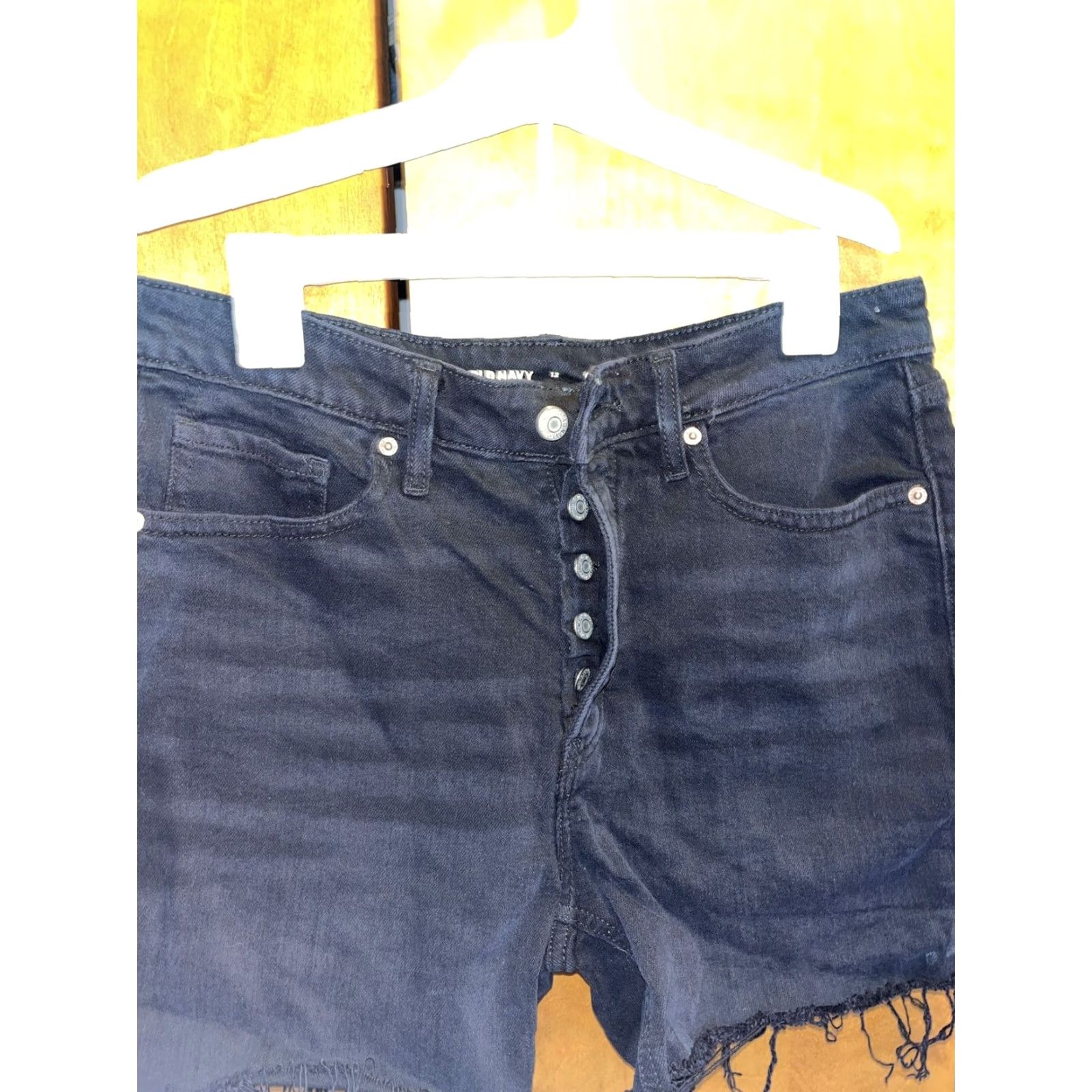 Old Navy Vintage Old Navy Women's Size 12 Black Denim Cutoff Shorts 90s Festival Casual Summer Size 34" / US 12 / IT 48 - 5 Thumbnail