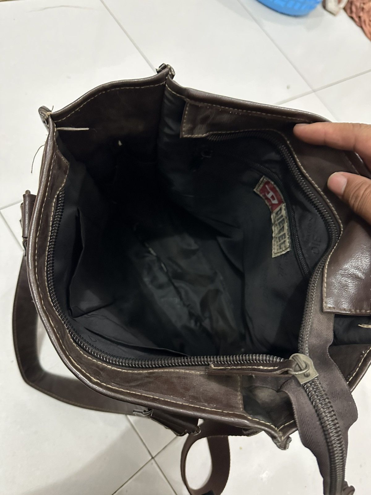 Diesel Y2K Diesel Sling Bag Size ONE SIZE - 9 Thumbnail