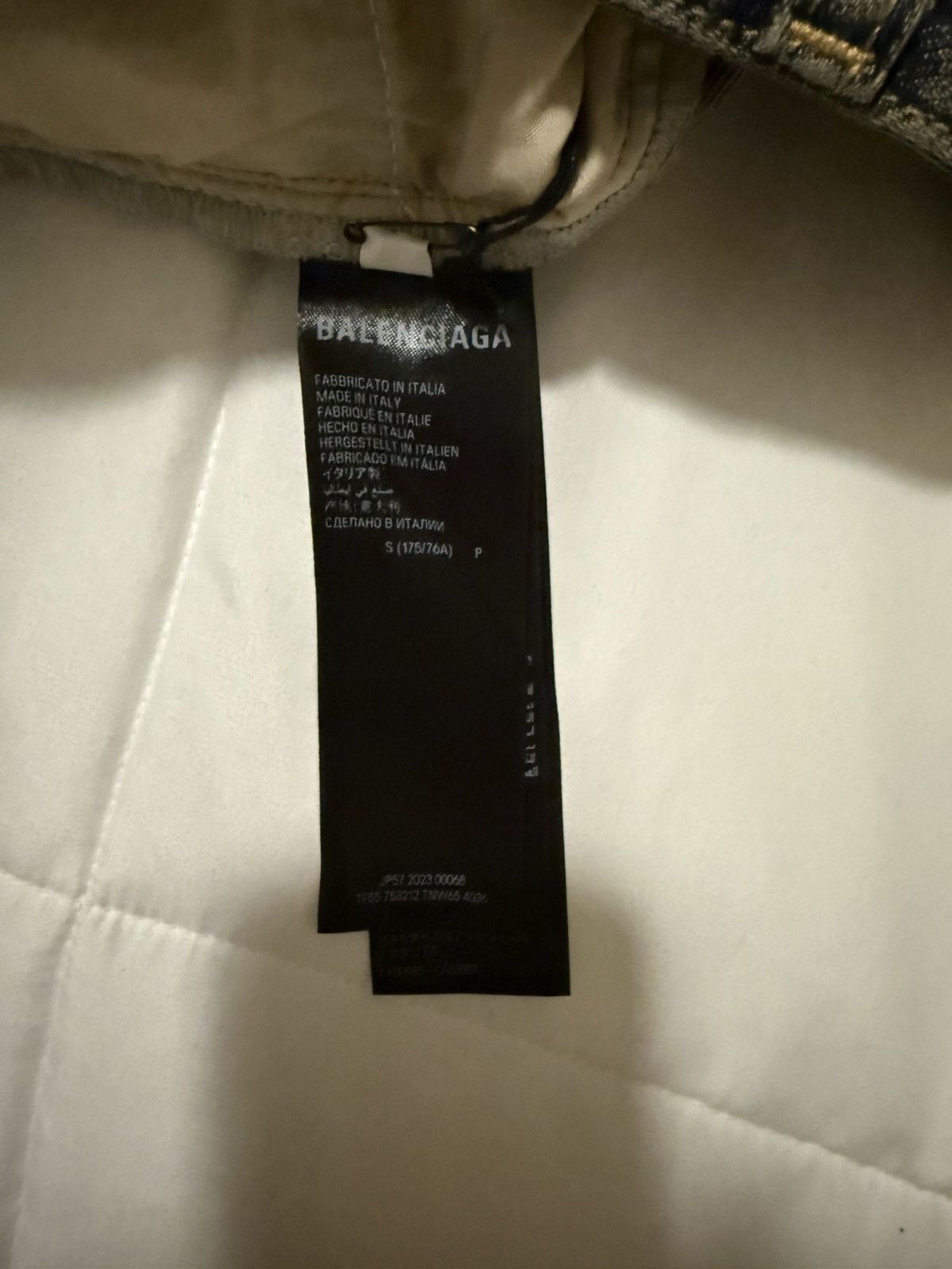 Balenciaga Balenciaga Distressed Indigo Ring Denim Shorts Size US 28 / EU 44 - 5 Thumbnail