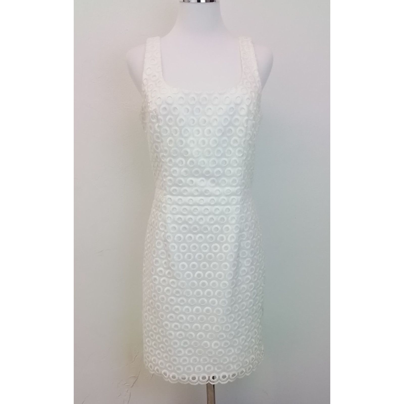 Lilly Pulitzer Lilly Pulitzer Mini Dress Women's 6 White Eyelet Sleeveless Size M / US 6-8 / IT 42-44 - 2 Thumbnail