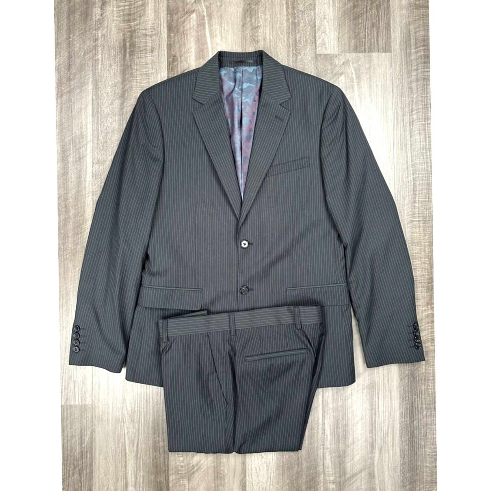 Avenue NHP Saks Fifth Avenue Pinstripe Athletic Performance Suit - 40R SHIRT? (Note: This is a formatting mistake. Provide corrected title.) Size 40R - 2 Thumbnail