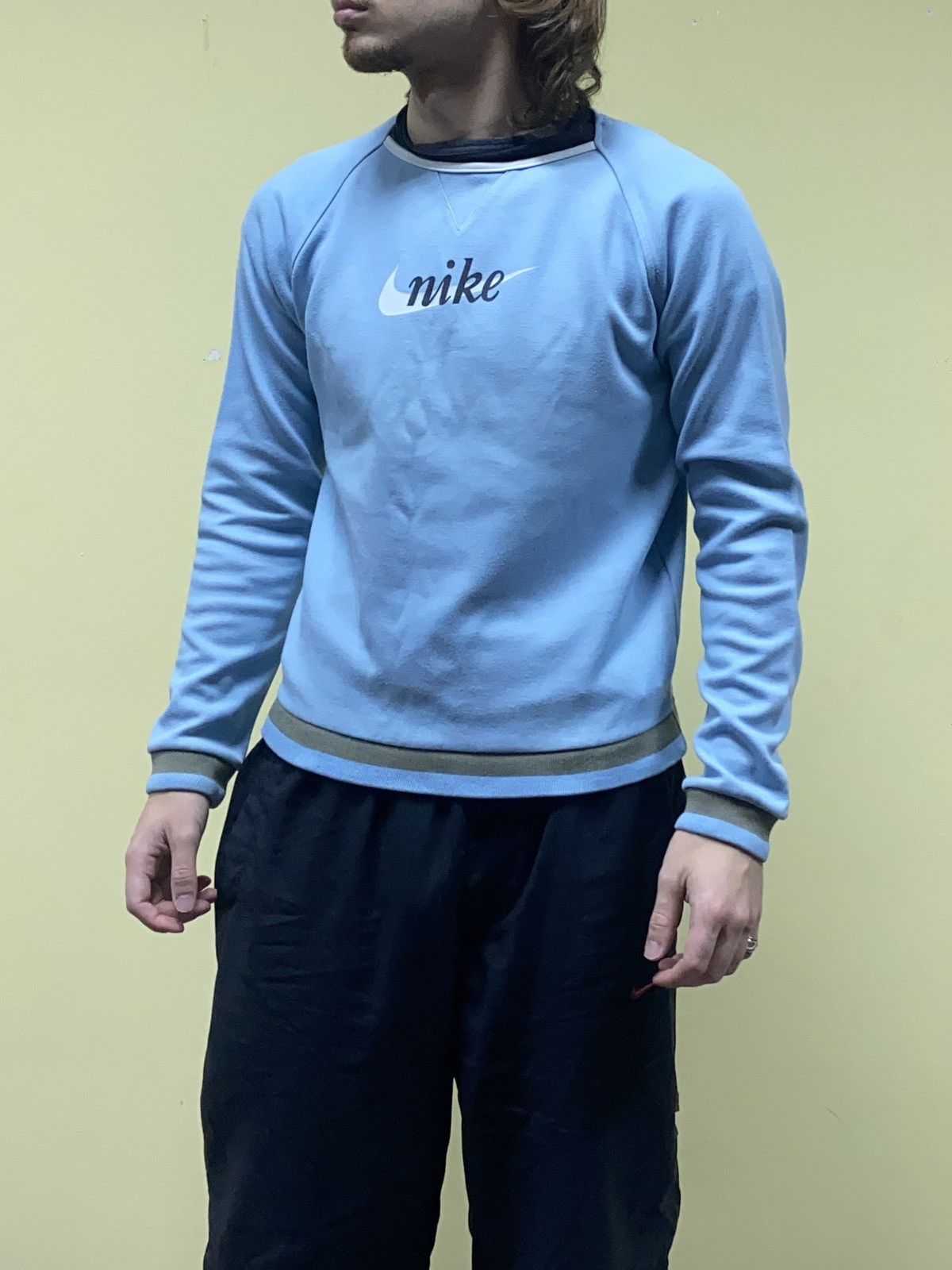 Nike Nike vintage big logo swoosh sweatshirt Size US M / EU 48-50 / 2 - 1 Thumbnail