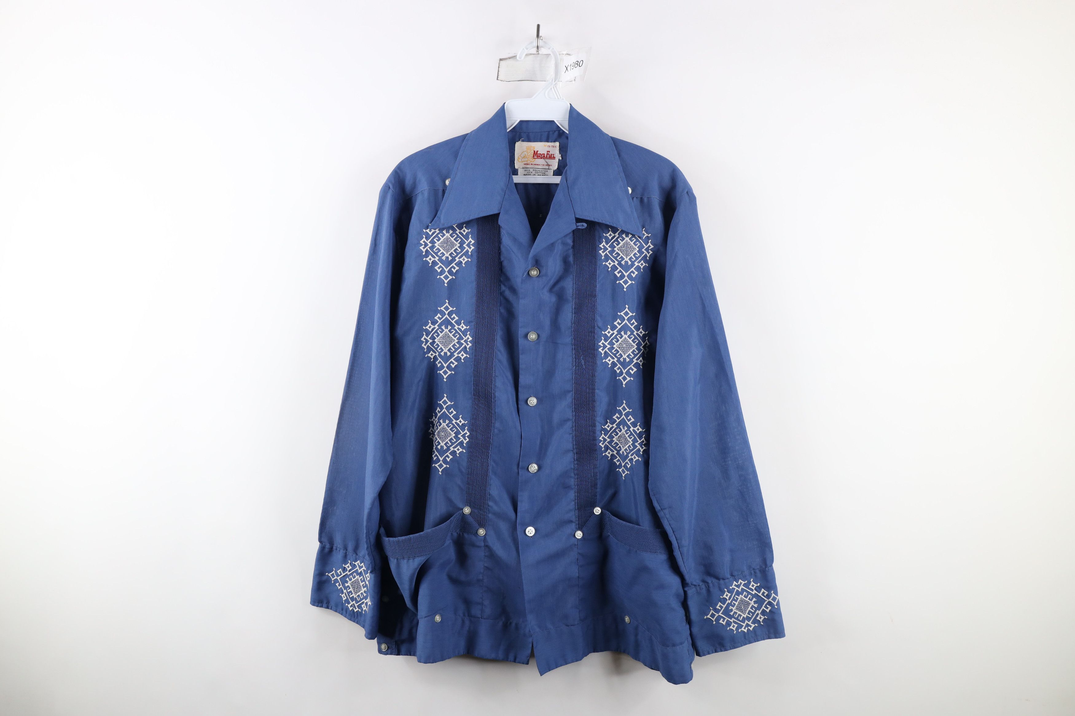 Vintage Vintage 70s Streetwear Geometric Looped Collar Button Shirt Size US M / EU 48-50 / 2 - 1 Thumbnail