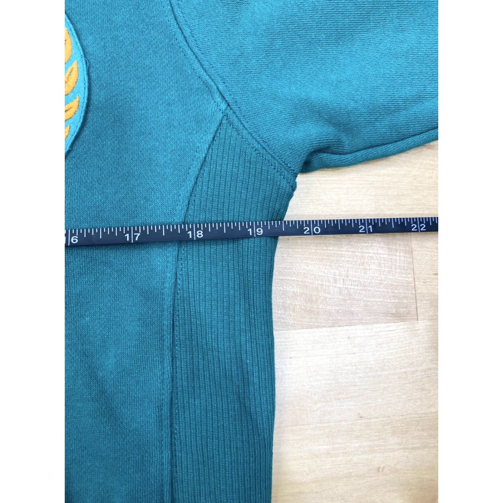 The Hundreds VINTAGE The Hundreds Fight Back Hoodie Small Green Embroidered Skateboard Casual Mens S Green Hoodie Embroidered Skateboarding 90s Size US S / EU 44-46 / 1 - 7 Thumbnail