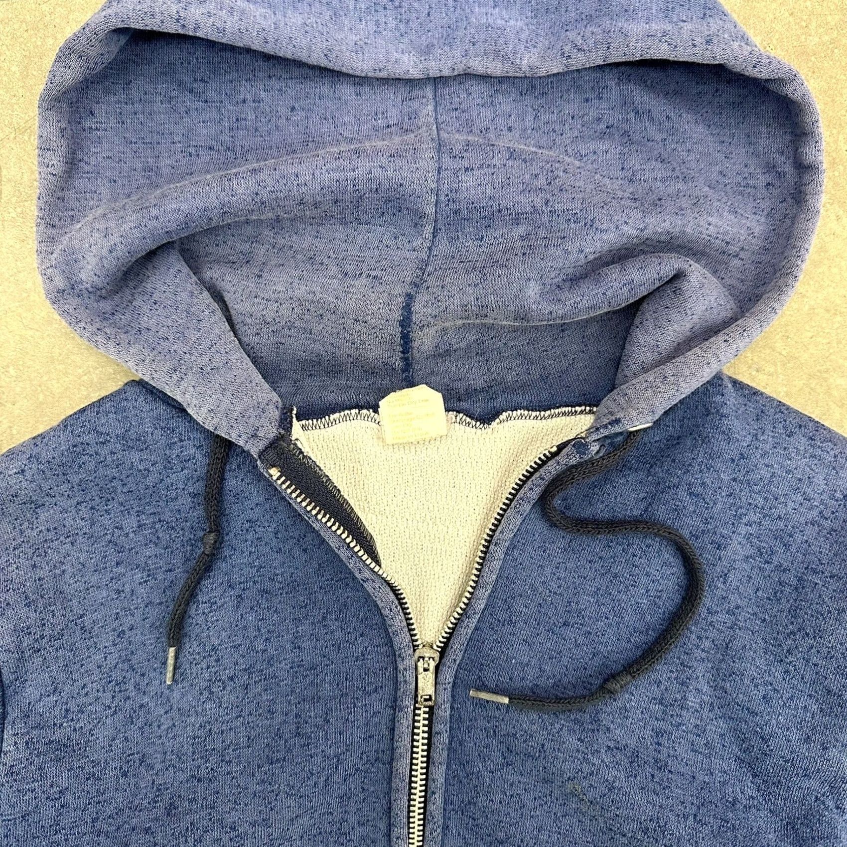Vintage VINTAGE Akom Zip Up Hoodie Men’s Small Blue Thermal Lined 80s Sportswear Full Zip Mens Size US S / EU 44-46 / 1 - 2 Thumbnail