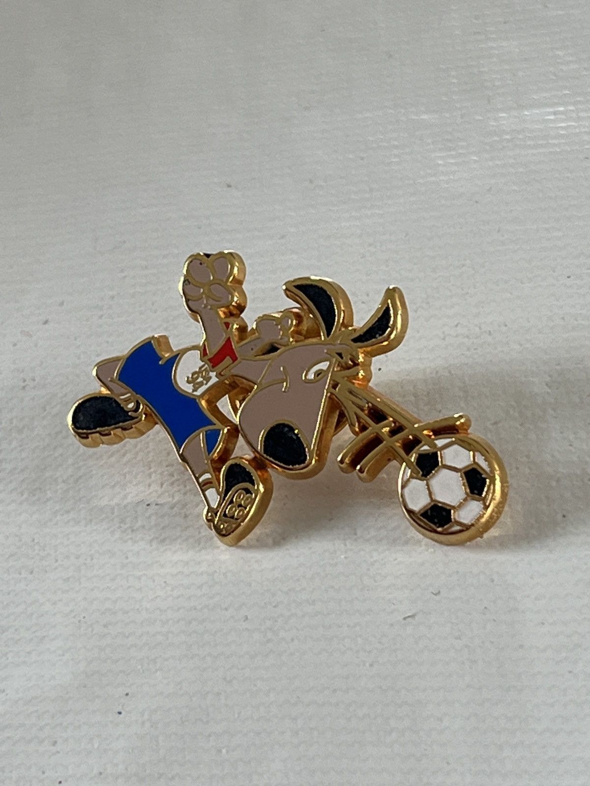 Vintage USA World Cup 1994 vintage pin Size ONE SIZE - 4 Thumbnail