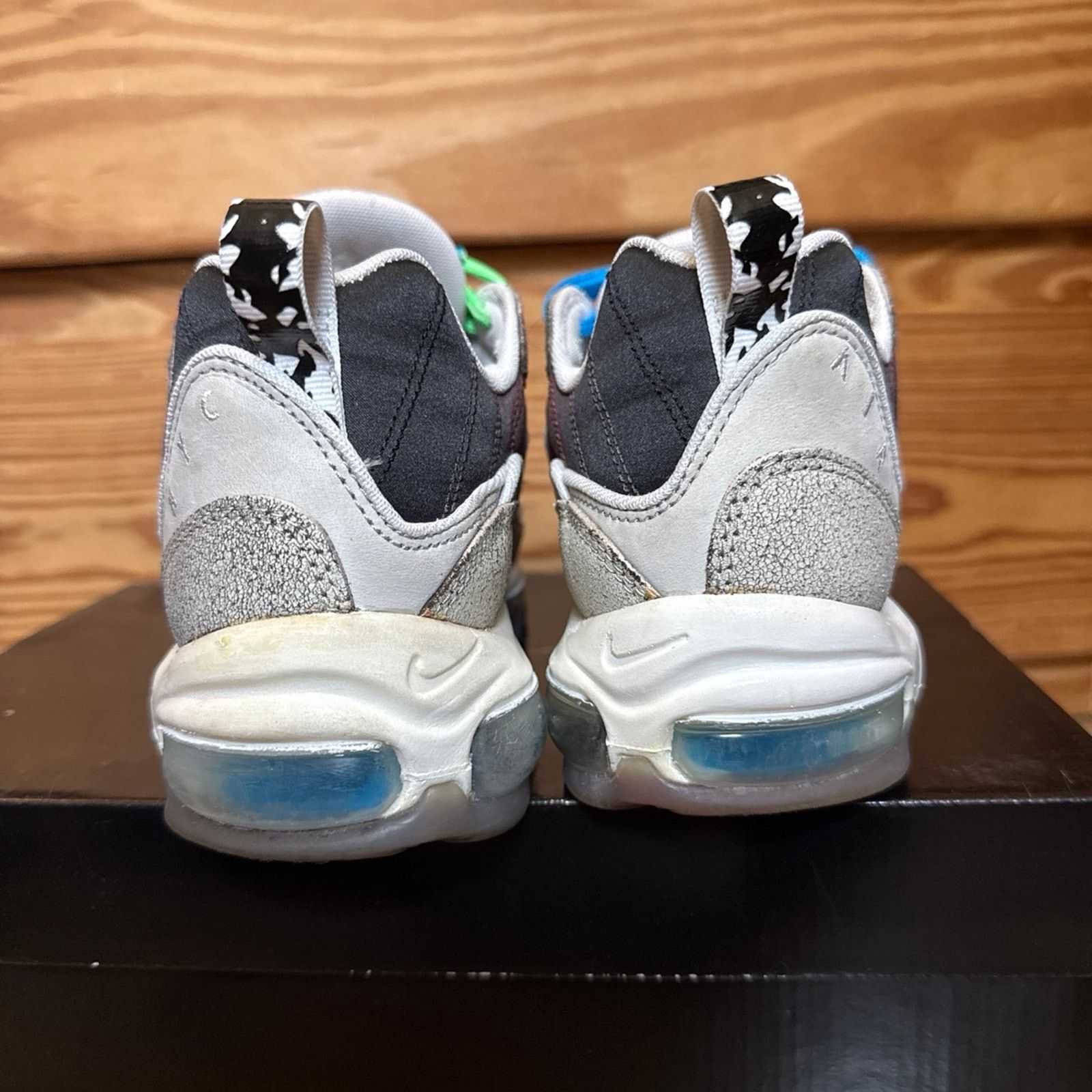 Nike 2019 Nike Air Max 98 On Air NYC La Mezcla Size US 9.5 / EU 42-43 - 5 Thumbnail