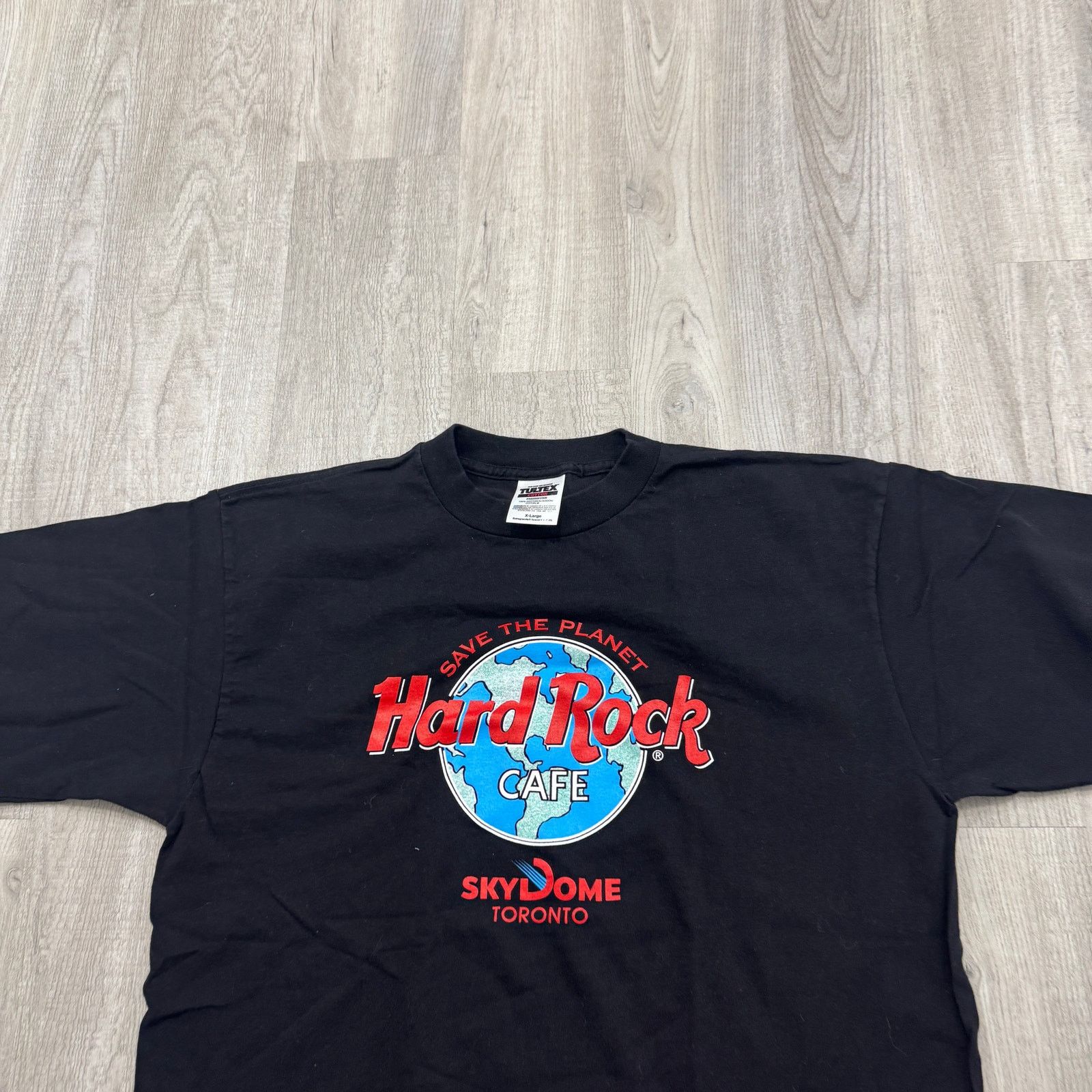 Vintage Vintage Hard Rock Cafe Toronto Shirt Men's XL 90s Size US XL / EU 56 / 4 - 2 Thumbnail