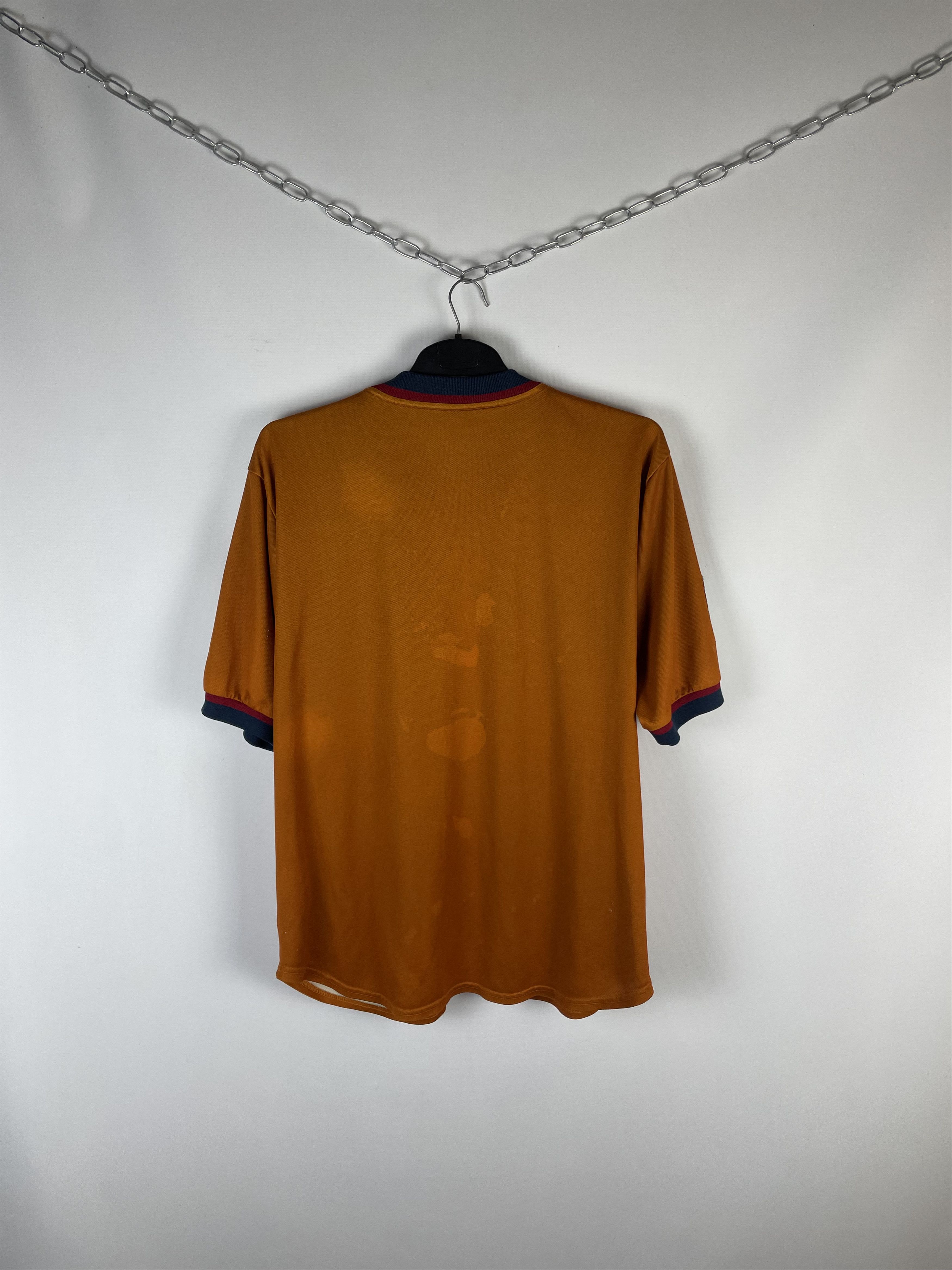Nike Vintage Nike FC Barcelona T-shirt soccer jersey Size US XL / EU 56 / 4 - 11 Thumbnail