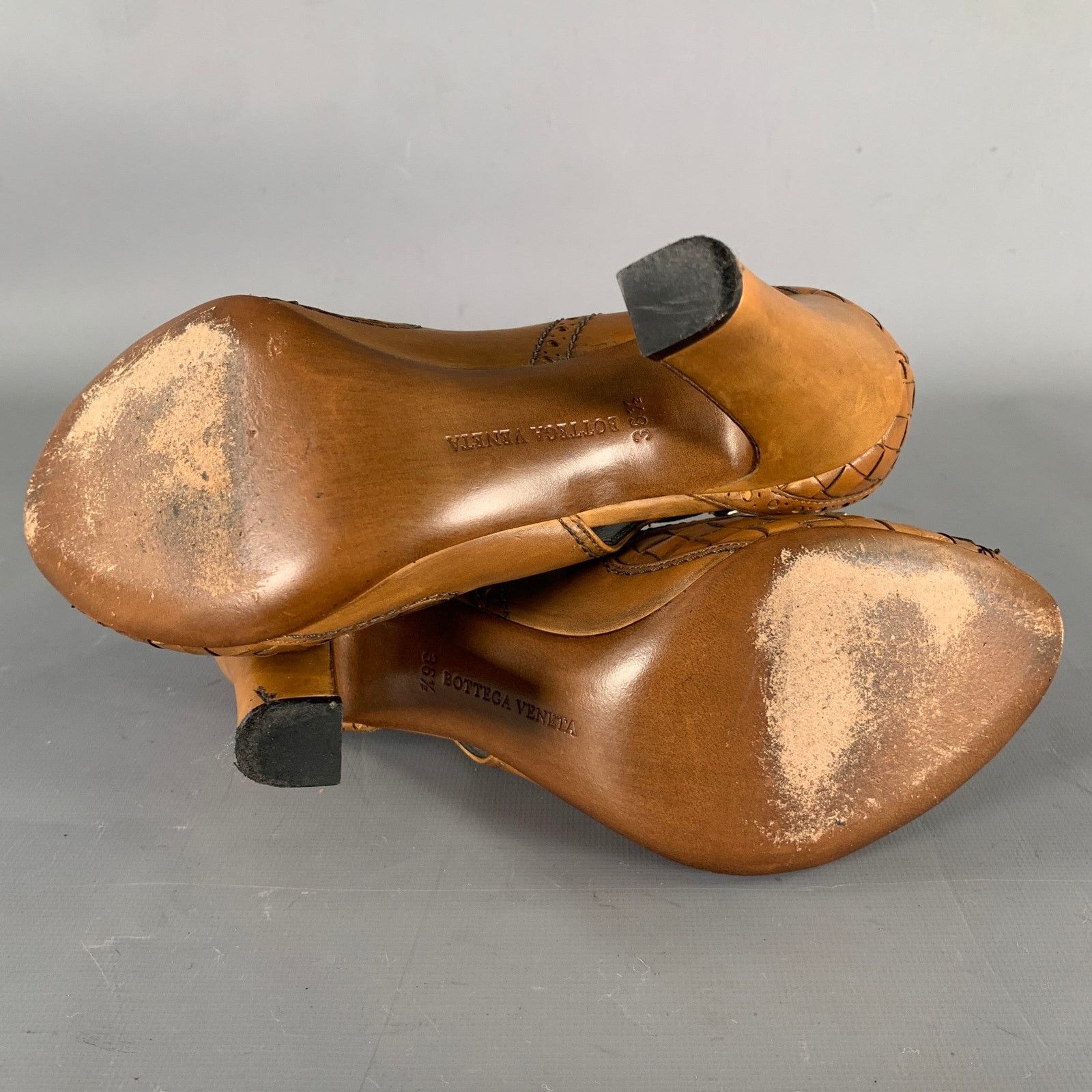 Bottega Veneta BOTTEGA VENETA Size 6.5 Brown Leather Fringe Pumps Size US 6.5 / IT 36.5 - 6 Thumbnail