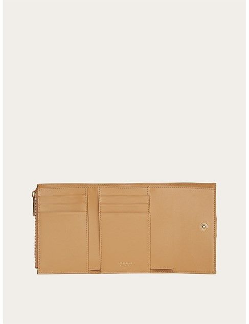 Salvatore Ferragamo o1s1rm0526 Size : OS / Wallet in Brown Size ONE SIZE - 5 Thumbnail